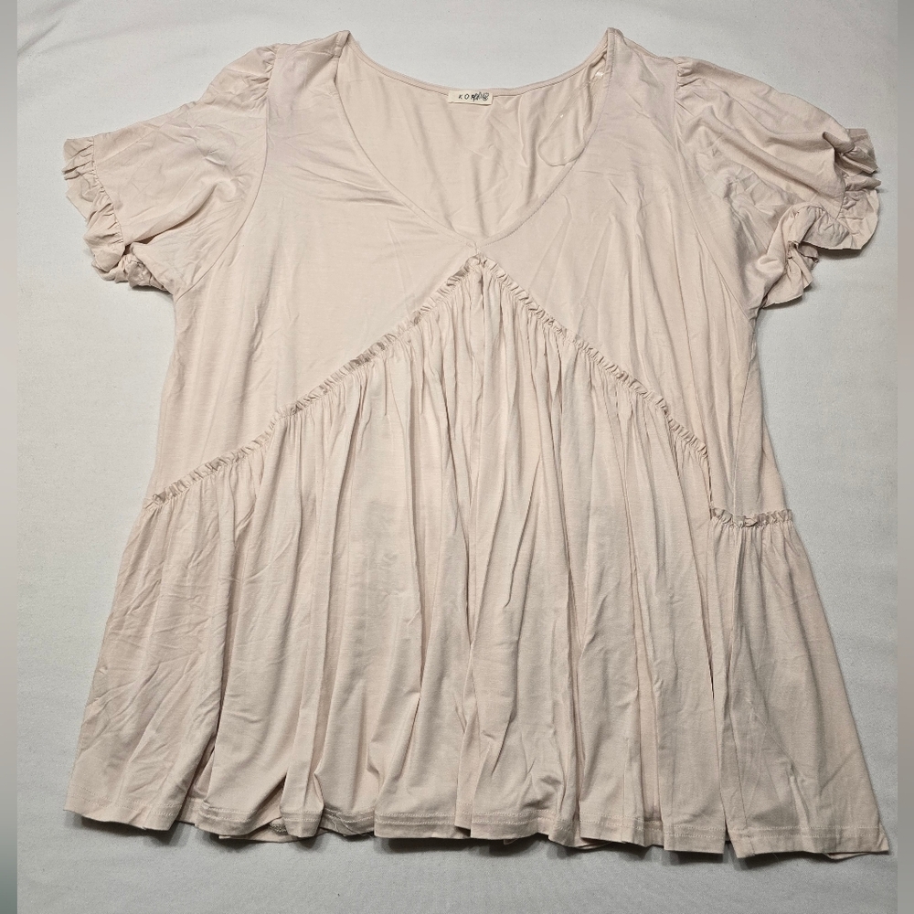 Kori Boutigue Plus 1x Flowy Cream Vneck Blouse Top
